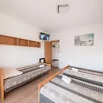 Prominac Apartment *