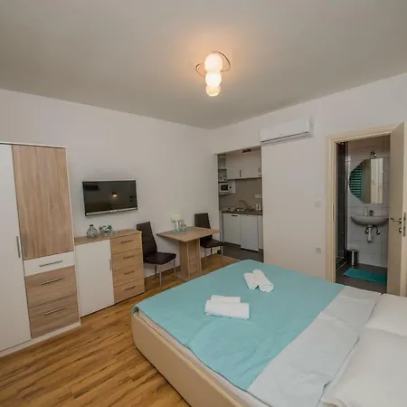 Prominac Διαμέρισμα *