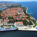 Apartament Prominac *
