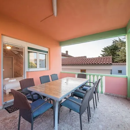 Apartament Prominac *