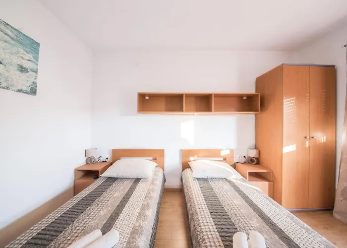 Apartment Prominac *