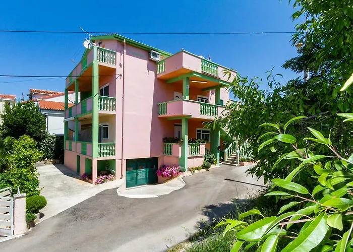 Prominac Apartment *